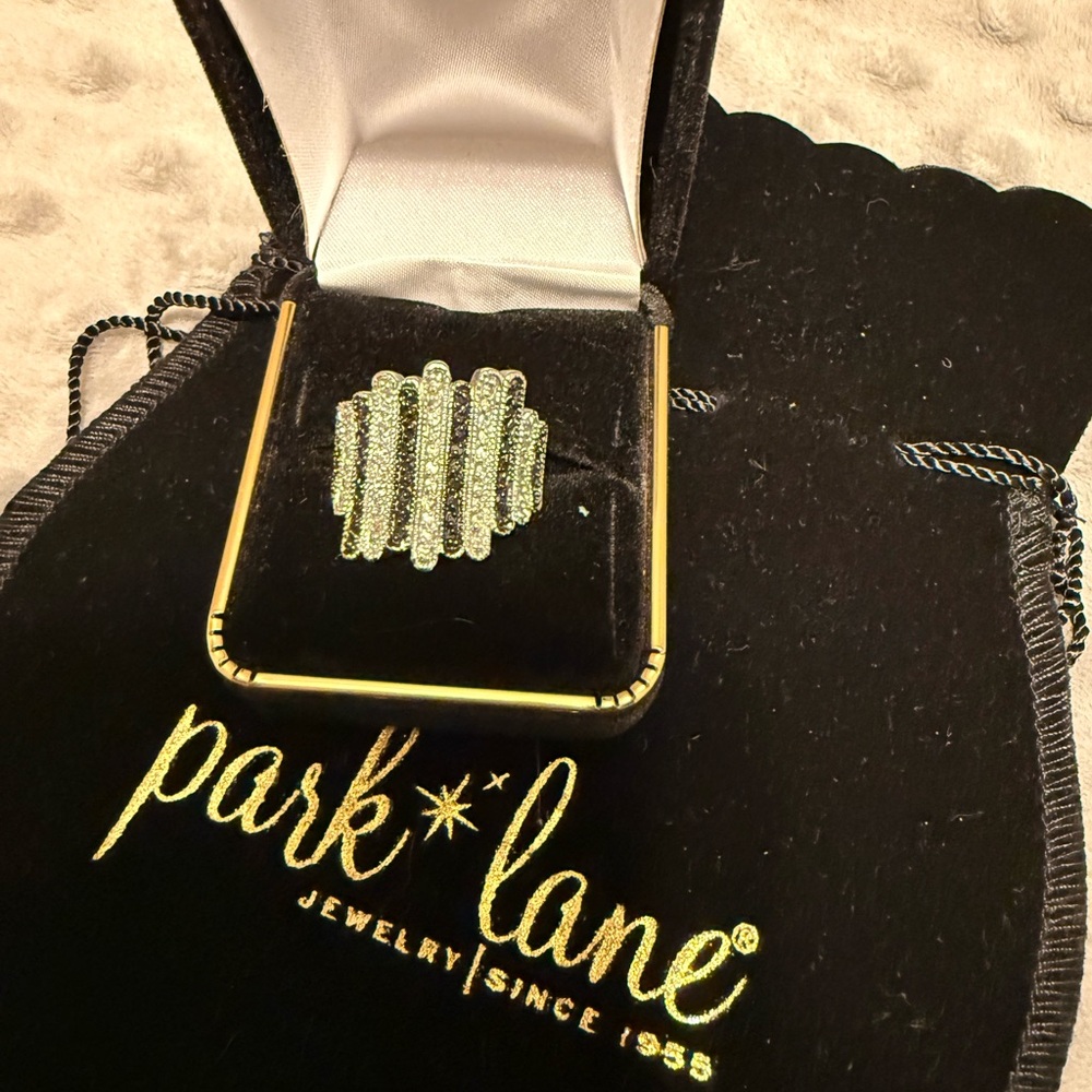 Park Lane ‘Deco’ Ring